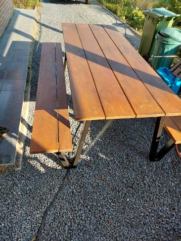Eiken picknicktafel  beschikbaar voor biedingen