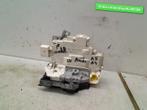 PORTIERSLOT MOTOR LINKS VOOR A4 Avant (B8) (8J1837015A), Auto-onderdelen, Gebruikt, Links, Audi