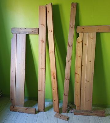 Massief grenen bed voor 2 personen 160 cm beschikbaar voor biedingen