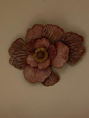 Muurdecoratie bloem in metaal beschikbaar voor biedingen