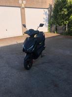 Scooter B klasse, Fietsen en Brommers, Scooters | Piaggio, Ophalen, Zo goed als nieuw