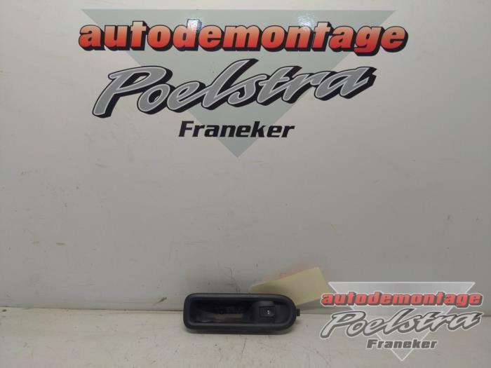 Elektrisch Raam Schakelaar van een Renault Twingo, Auto-onderdelen, Dashboard en Schakelaars, Renault, Gebruikt, 3 maanden garantie