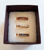 Geschenkdoos 3 vergulde ringen met gekleurde kristal - 20mm, Met kristal, Overige materialen, Overige kleuren, 20 of groter