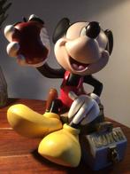 Mickey’s,linchm,met appel,origineel Disney beeld., Verzamelen, Ophalen, Zo goed als nieuw