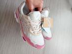 Chaussure asics gel nyc rose, Enfants & Bébés, Vêtements de bébé | Chaussures & Chaussettes, Enlèvement ou Envoi, Neuf