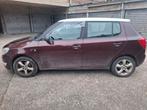 SKODA FABIA 1.2 TDI  AVEC UNE PARTIE 1 DE CARTE DE GRIS, Auto's, Euro 5, Bruin, Bedrijf, 3 cilinders