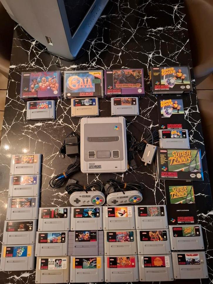Super Nintendo-console + 23 games + 2 controllers enz..., Games en Spelcomputers, Spelcomputers | Nintendo Super NES, Zo goed als nieuw