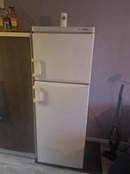 frigo avec réfrigérateur, Maison & Meubles, Comme neuf, 150 à 200 cm, 50 à 100 cm, Enlèvement