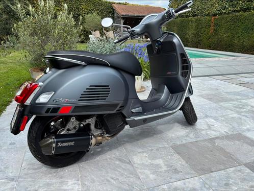 Vespa GTS Super 125cc nieuwstaat, Fietsen en Brommers, Scooters | Vespa, Zo goed als nieuw, Benzine, Ophalen