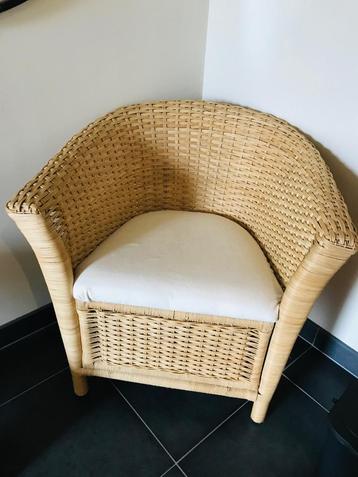 Rotanstoel Ikea als nieuw beschikbaar voor biedingen