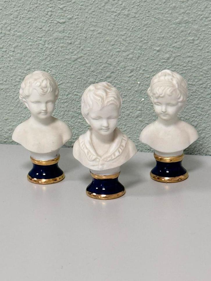3X Capodimonte porseleinen buste beelden beeldjes porselein, Antiek en Kunst, Kunst | Beelden en Houtsnijwerken, Ophalen of Verzenden