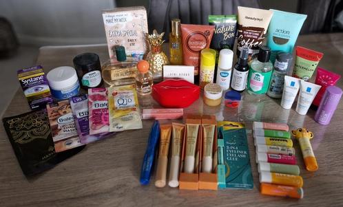 Make up verzorgings pakket, Handtassen en Accessoires, Uiterlijk | Cosmetica en Make-up, Zo goed als nieuw, Make-up, Gehele gezicht