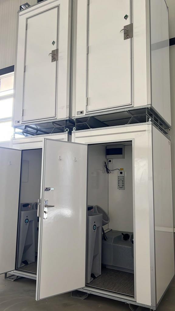 Te koop nieuwe en demo Brick toiletten tank en spoel wc, Zakelijke goederen, Machines en Bouw | Keten en Containers, Ophalen