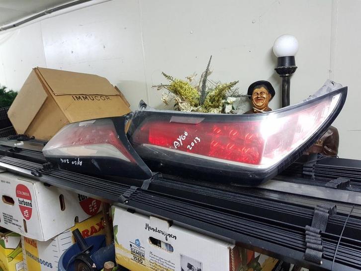 TOYOTA YGO ACHTERLICHTEN BJ 2013  2014, Auto-onderdelen, Verlichting, Gebruikt, Ophalen of Verzenden