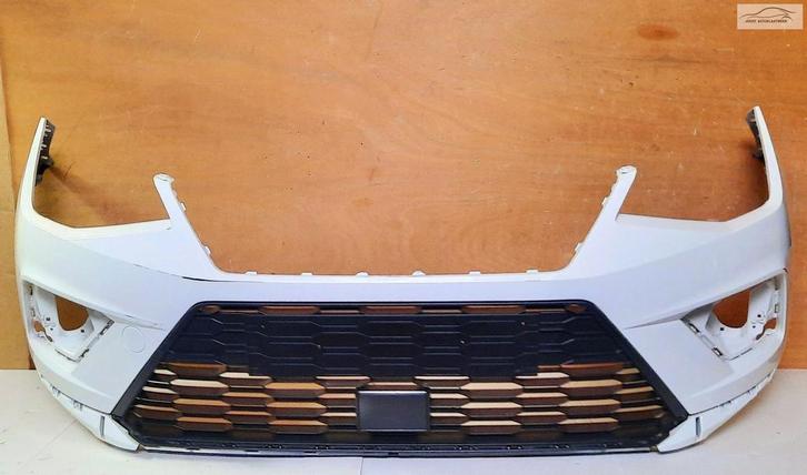 Voorbumper orgineel Seat Arona 2017-2021 6F9807221B, Auto-onderdelen, Carrosserie, Bumper, Seat, Voor, Gebruikt, Herkomst onderdeel bekend