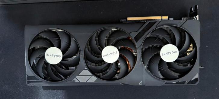 GIGABYTE GeForce RTX 4090 WINDFORCE V2 24G, Computers en Software, Videokaarten, Gebruikt, Ophalen
