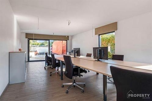 bureautafels voor 8, (set per 4) merk pami + stoelen, Zakelijke goederen, Kantoor en Winkelinrichting | Kantoormeubilair en Inrichting
