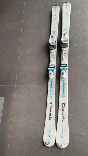 Skis Dynastar Reveal 158cm beschikbaar voor biedingen