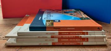 Boeken Latijn 5 (Ars Legendi Scrinium - Dulces Musae A en B beschikbaar voor biedingen