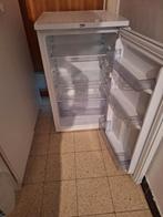 Twee tafels frigo's ene €150 en de andere is €70, Moins de 85 cm, Sans bac à congélation, Classe énergétique A ou plus économe