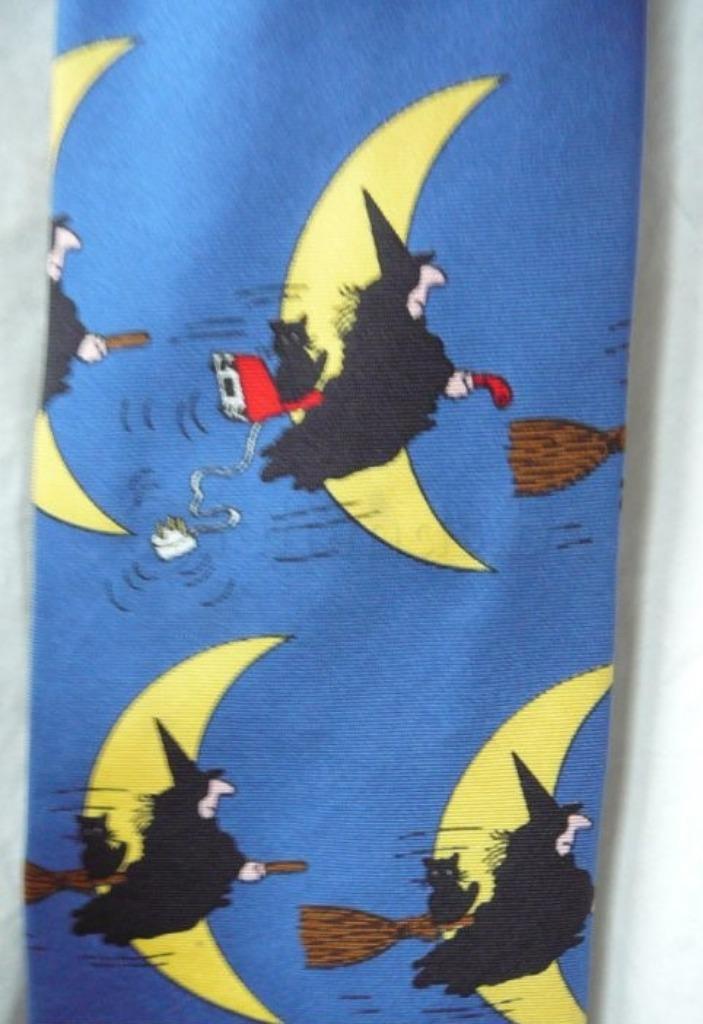 cravate d'Halloween avec sorcières, Enlèvement ou Envoi, Comme neuf, Décoration