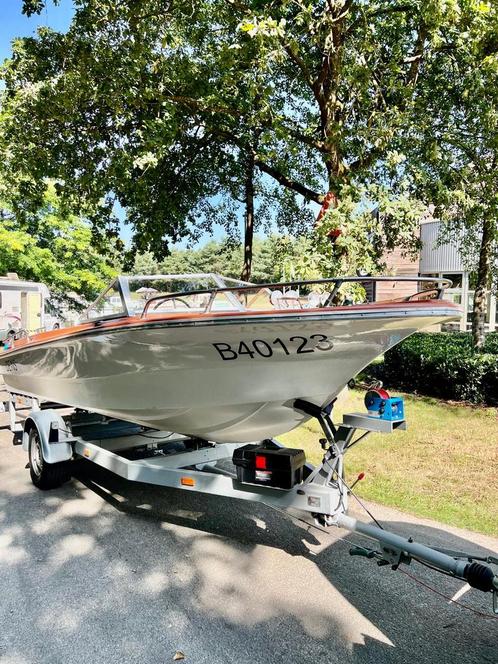 Motorboot Mercruiser 165pk, Watersport en Boten, Speedboten, 3 tot 6 meter, Benzine, 120 tot 200 pk, Polyester, Binnenboordmotor