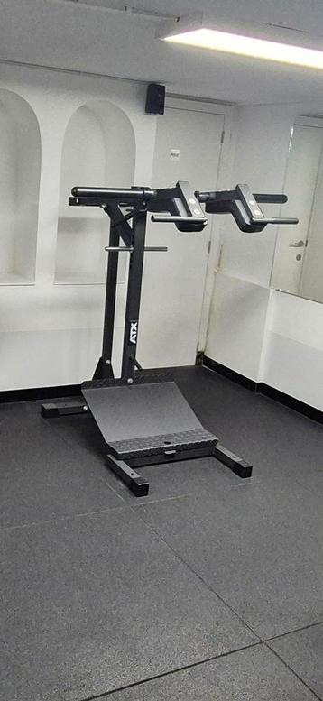 ATX SQM-600 Squat Machine, Enlèvement, Comme neuf