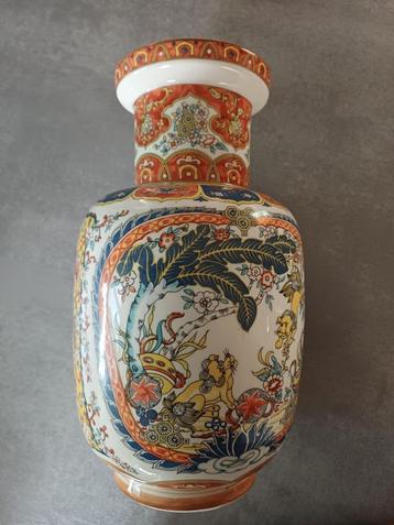 Vase céramique inspiration chinoise  fabriqué par EKEN  beschikbaar voor biedingen
