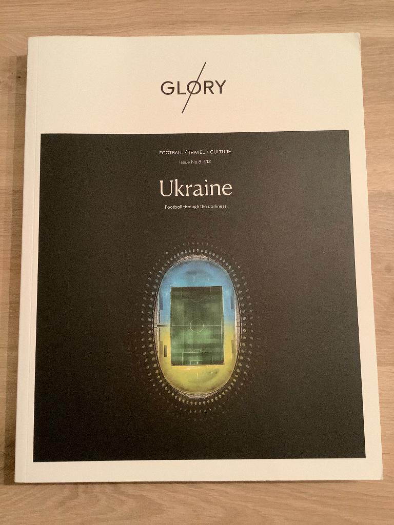 Voetbalmagazine / boek Glory - Oekraïne, Boeken, Sportboeken, Nieuw, Balsport, Ophalen of Verzenden