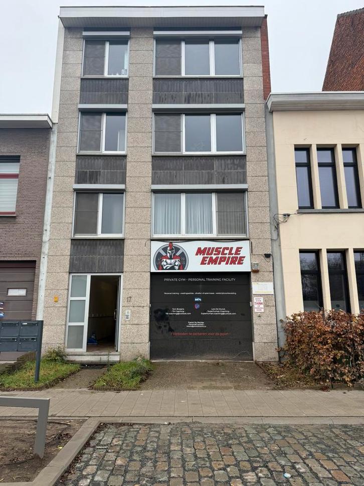 Ruime en gerenoveerde appartement van 110m2 in Deurne Zuid, Immo, Maisons à vendre, Province d'Anvers, Jusqu'à 200 m², Appartement
