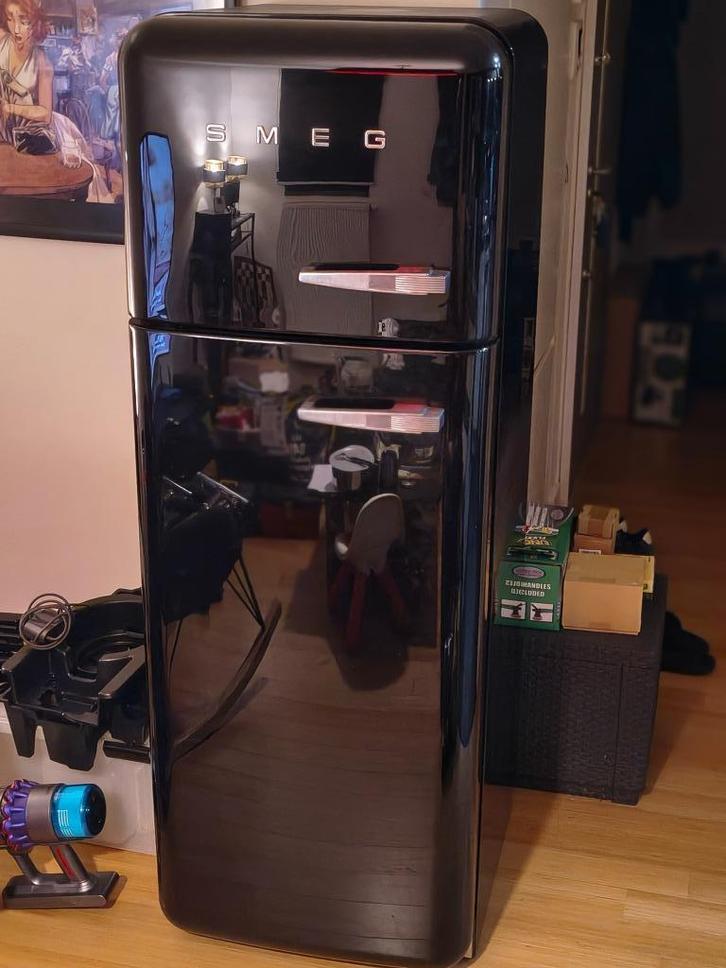 Frigo Smeg retro FAB30NES7, Elektronische apparatuur, Koelkasten en IJskasten, Gebruikt, Met aparte vriezer, 200 liter of meer