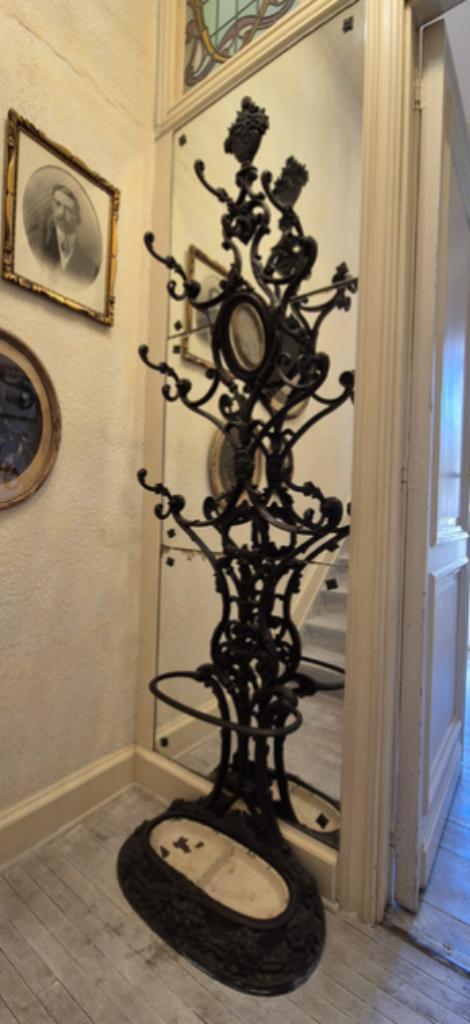 Prachtige gietijzeren kapstok uit 1900, Huis en Inrichting, Woonaccessoires | Kapstokken, 200 cm of meer, Ophalen