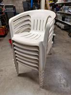 7 witte stoelen uit kunstof,  stappelbaar, Tuin en Terras, Tuinstoelen, Ophalen, Gebruikt, Kunststof, Stapelbaar