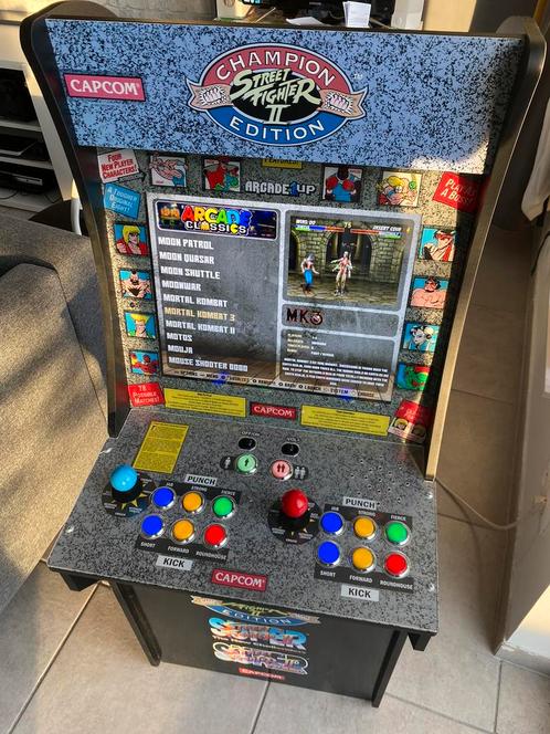 Arcade Terminal Arcade1Up "Street Fighter II” Zo goed, Games en Spelcomputers, Games | Pc, Zo goed als nieuw, Vechten, 2 spelers