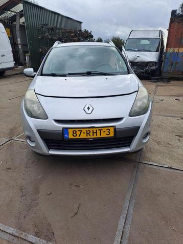 Renault Clio 1.2 Benzine 2011 Sloopvoertuig V16178 beschikbaar voor biedingen