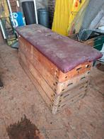 plinthe de gymnastique, Enlèvement, Utilisé, Matériel