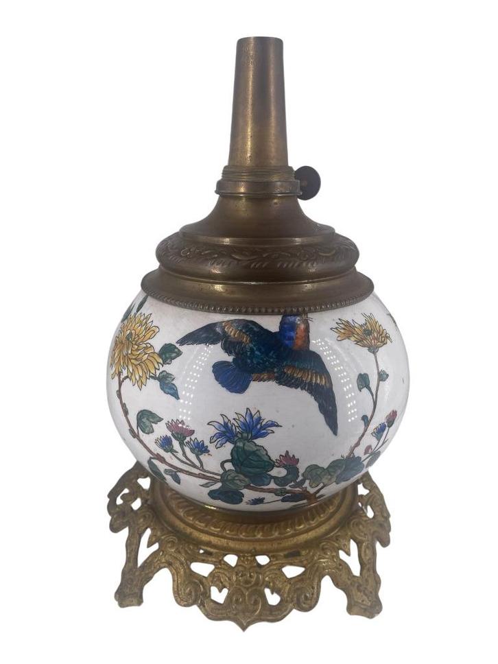 Lampe à Pétrole en Faïence Gien Décor d'Oiseaux et Libellule, Antiquités & Art, Antiquités | Céramique & Poterie, Enlèvement ou Envoi