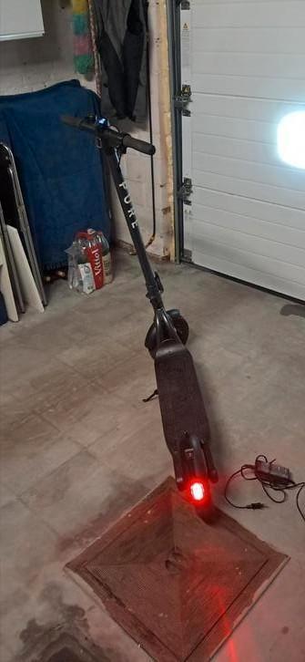 Trotinette PURE, Vélos & Vélomoteurs, Trottinettes, Utilisé, Enlèvement