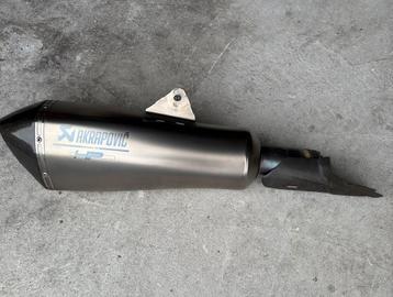Akrapovic uitlaat beschikbaar voor biedingen
