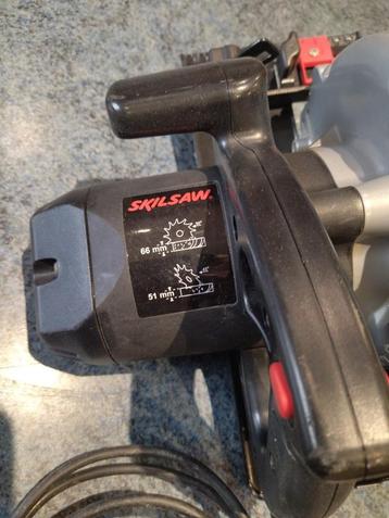scie circulaire, 1200 watts ou plus, 30 à 70 mm, Skil, Enlèvement