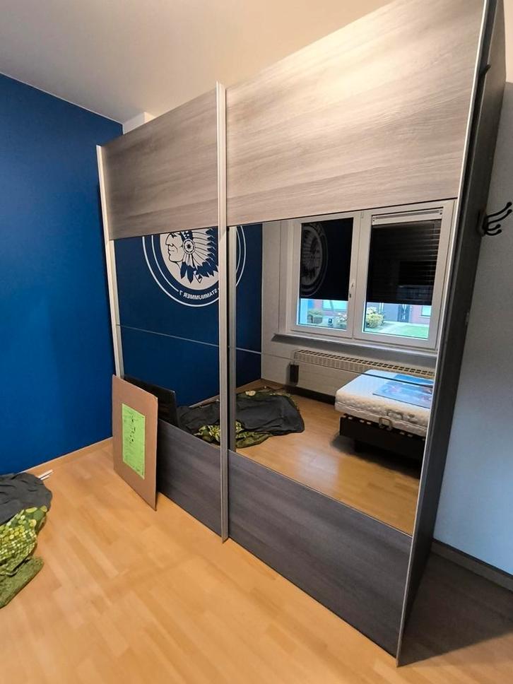 mooie kleerkast 2 schuifdeuren, Huis en Inrichting, Kasten | Kleerkasten, Gebruikt, Ophalen