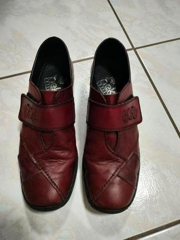 Bordeaux damesschoenen Rieker maat 38