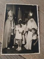 Oude foto Sinterklaasfeest 1954, Thysville, Congo, met non, Verzamelen, Foto's en Prenten, Ophalen of Verzenden, Zo goed als nieuw