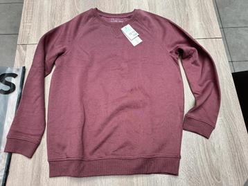 Nieuwe trui van Primark maat 158 beschikbaar voor biedingen