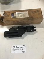 Mercedes ML 1998/2003 Achterklep greep NOS, Auto-onderdelen, Ophalen of Verzenden, Gebruikt