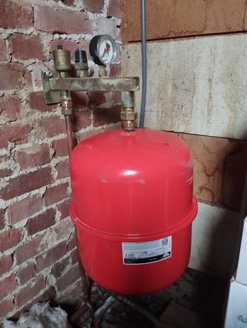 Vase d' expansion 25 L  beschikbaar voor biedingen
