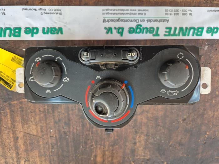 Kachel Bedieningspaneel van een Renault Kangoo, Auto-onderdelen, Dashboard en Schakelaars, Renault, Gebruikt, 3 maanden garantie