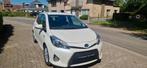 Toyota Yaris Hybride 2014 127000km automatique camera ct ok, Auto's, Toyota, Automaat, Parkeersensor, Wit, Bedrijf