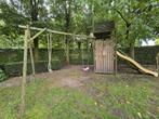 Grote speeltoren met drie schommels en 1 glijbaan., Kinderen en Baby's, Speelgoed | Buiten | Speeltoestellen, Ophalen, Gebruikt