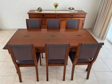 Eetkamer in massief kerselaar, Enlèvement, Utilisé